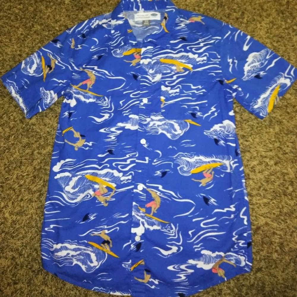 👕 Old Navy The Classic Shirt